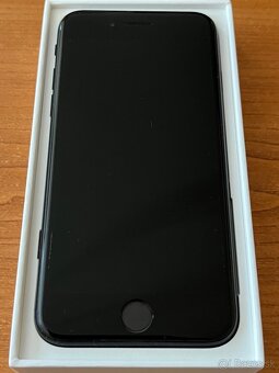 IPhone SE 2020 - 5