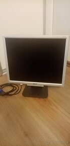 Monitor HP Elite display 18 palec + zadarmo monitor ACER 16 - 5