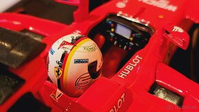 FERRARI SF70H - Bburago 1/18 - 5