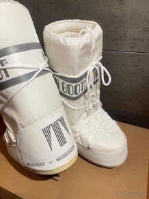 Moon Boot - 5