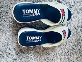 Tommy Hilfiger šľapky - 5