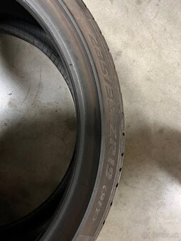 235/35R19 letné pneumatiky - 5