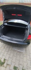 AUDI A4 B8  2,0 TDI - 5