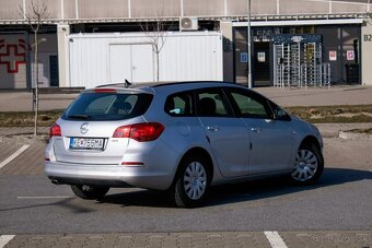 Opel Astra Sport Tourer ST 2.0 CDTI - 5