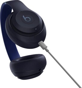 Apple Beats Studio Pro - 5