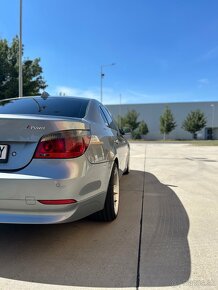 BMW E60 2004 - 5