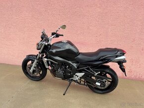 Yamaha FZ6 rok 2006, 30000km,1 rok záruka - 5