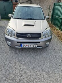 Ponúkam na predaj Toyotu Rav4 - 5