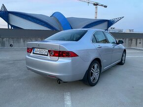 Honda Accord 2.0 i-VTEC 114kW, Benzín, 5 st. manuál - 5