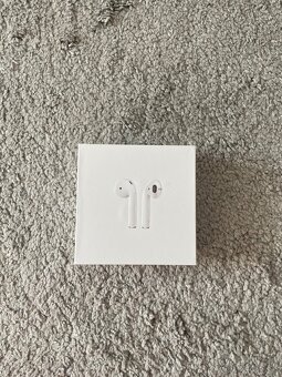 Apple AirPods slúchadlá s puzdrom (2. generácia) - 5