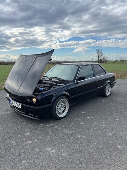 BMW E30 COUPÉ - 5