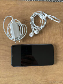 iPhone XR 64GB black - 5