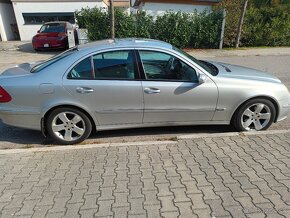 Mercedes Benz E 270 CDI generácia W211 - 5