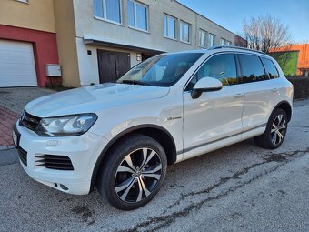 VW Touareg TDI V8 4x4 po STK a EK, nové rozvody orig. - 5