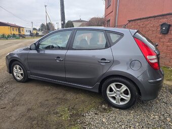 Hyundai i30 1.4i CVVT Facelift 2011 110 000km 1. Majiteľ - 5