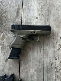 Airsoft limitovaný glock - 5