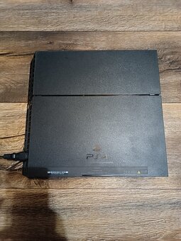 Playstation 4 - 5