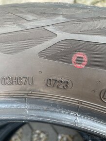 Continental 215/65/R17 - 5