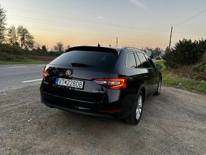 Skoda superb. - 5