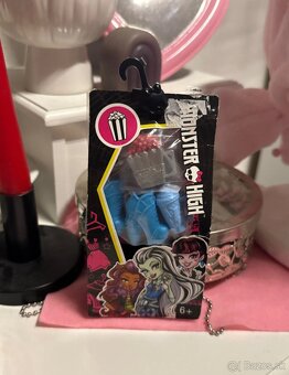 Monster High NIB fashion packy - 5