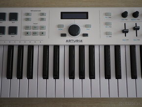 PREDÁM ARTURIA KEYLAB ESSENTIAL 61 - 5