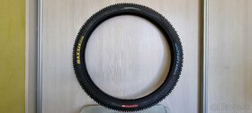 26" x 2,2" Maxxis Wetscream plášť - 5