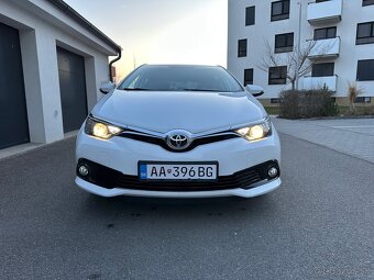 Toyota Auris - 5