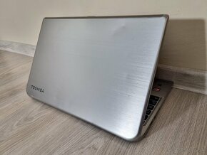 ▼Toshiba Satellite M50D-A - 15,6" / AMD A4-5000 / GPU 0,5GB - 5