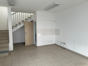 PRENÁJOM administratívnej budovy 64m2 - BA II, Dvojkrížna, P - 5