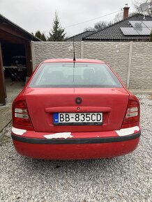 Škoda Octavia 1, benzín 1,6 - 5