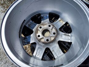 Alu sada = 5x112 = R16 = original AUDI - 5