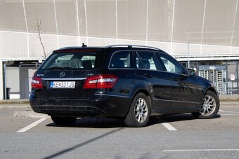 Mercedes-Benz E trieda Kombi ročník 2011 - 5