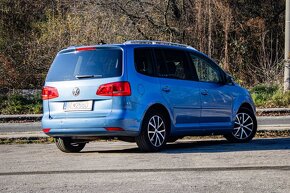 Volkswagen Touran 2.0 TDI Comfortline - 5