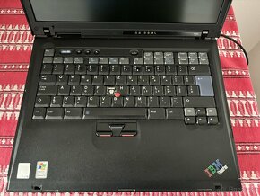 IBM ThinkPad R50e - 5