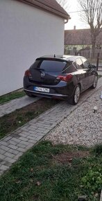 Opel Astra J 1.4 Benzín + LPG - 5