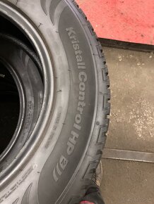 Zimné pneu 215/65R16 viem aj prezuť - 5