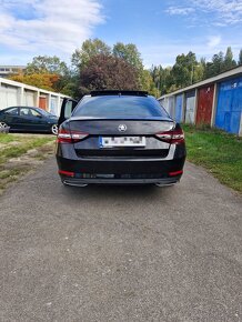 Skoda superb sportline - 5