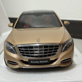 1:18 AutoArt Mercedes Maybach S Class S600 - 5