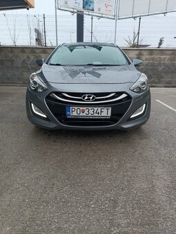 Hyundai i30 CW 1.6crdi 94kw STYLE - 5