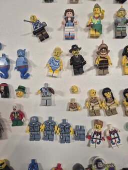 Collectible Minifigures - 5