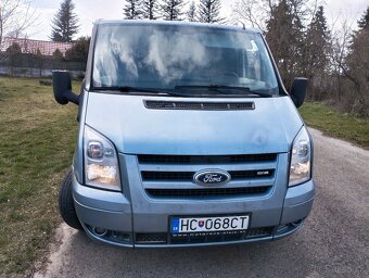 Predám Ford transit 2.2 TDCi 96 kw 9 miest - 5