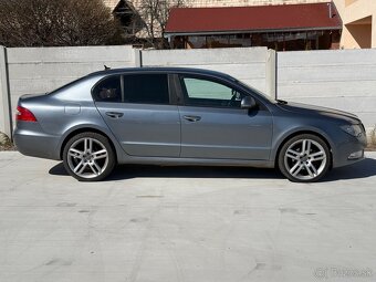 Škoda Superb 2.0 TDI Elegance DPF - 5