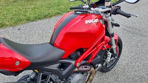 Ducati 1100 EVO - 5