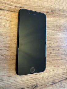 Predám iPhone SE 2020 128 GB Black - 5