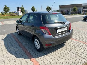 Toyota Yaris 1.0 VVTi - 5