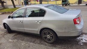 Predám Volkswagen Passat b6 2.0 TDi 103Kw, r.v.2007 - 5