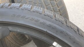 2 zadné Pirelli Sottozero z F12 305/35-ZR  20" - 5