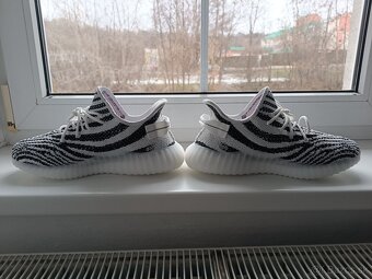 YEEZY 350 zebra - 5