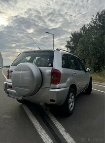 Toyota RAV 4 1,8 VVTI - 5