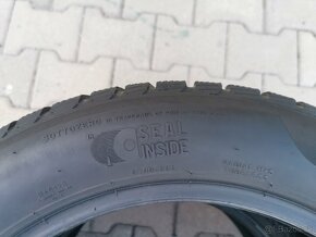 2ks_Pirelli Winter Sotto Zero 3 215/55 R17 94H - 5